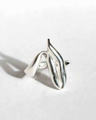 Výrazné prsteny, které mluví samy za sebe 🖤 • Boa • K • Zohar • Idan • Natan • Selene ______________ Který vás oslovuje...